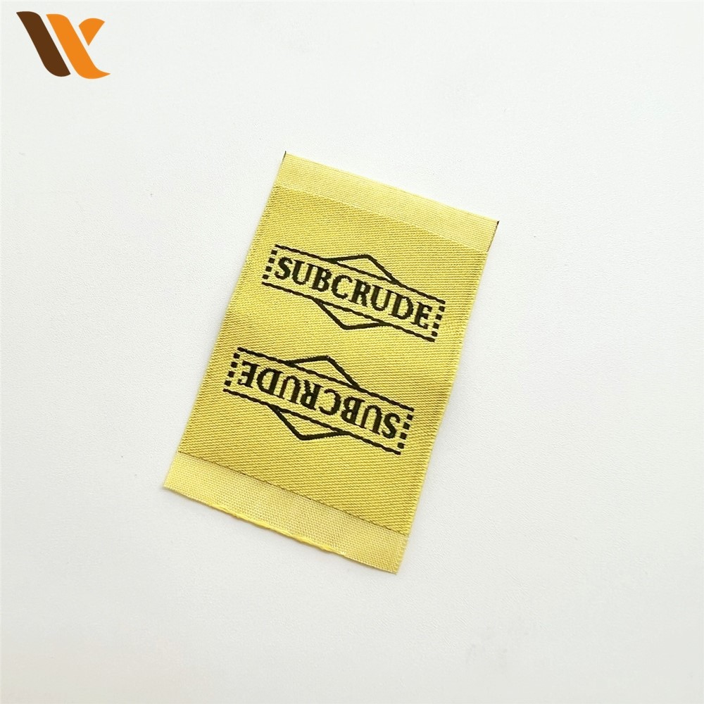 Custom Middle Fold Woven Label For Clothes
