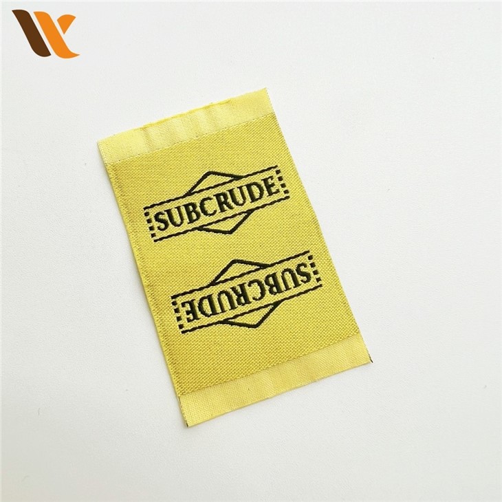 Custom Middle Fold Woven Label For Clothes 4